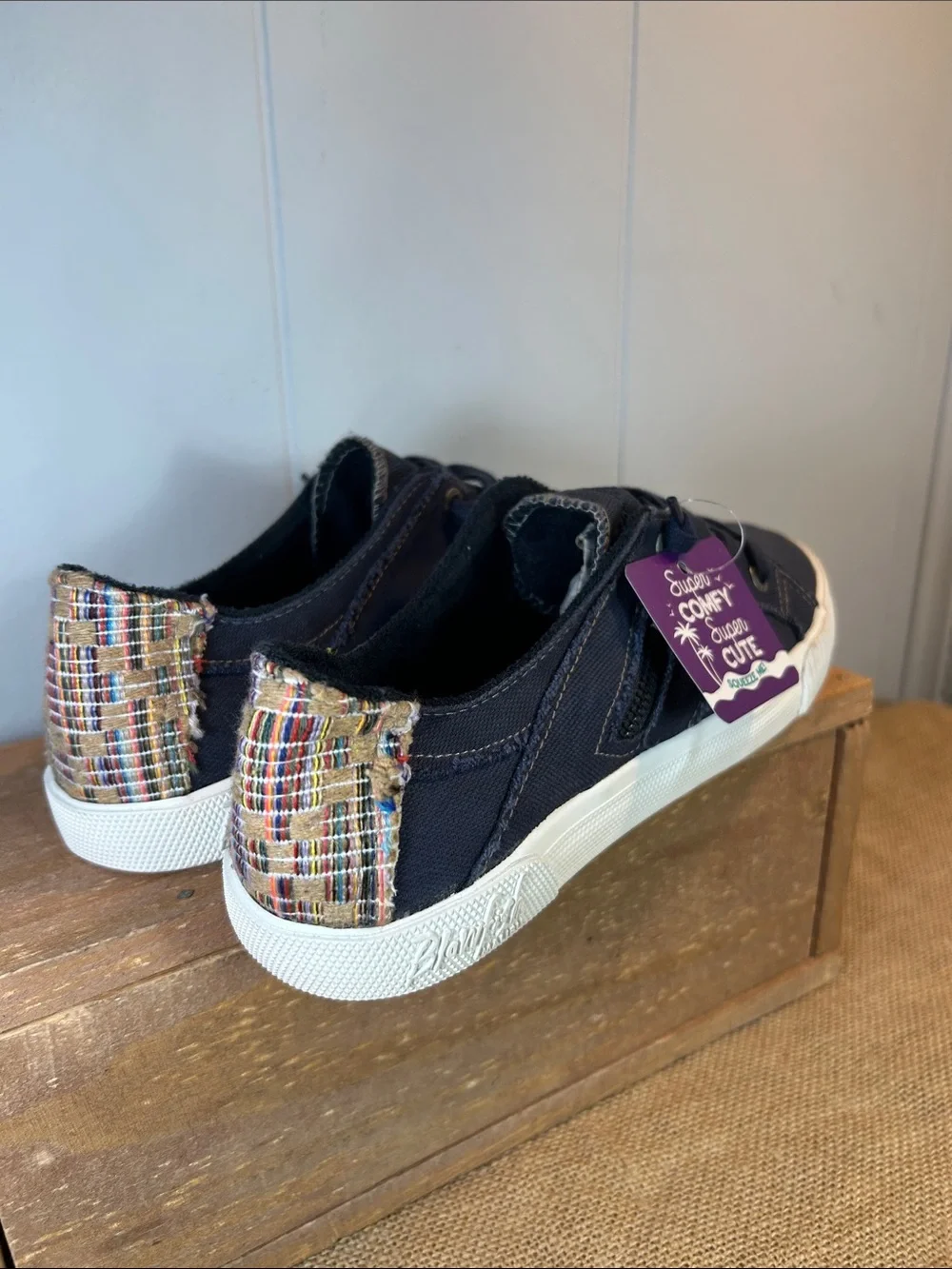 NWT Blowfish Navy Canvas Sneakers with White Soles